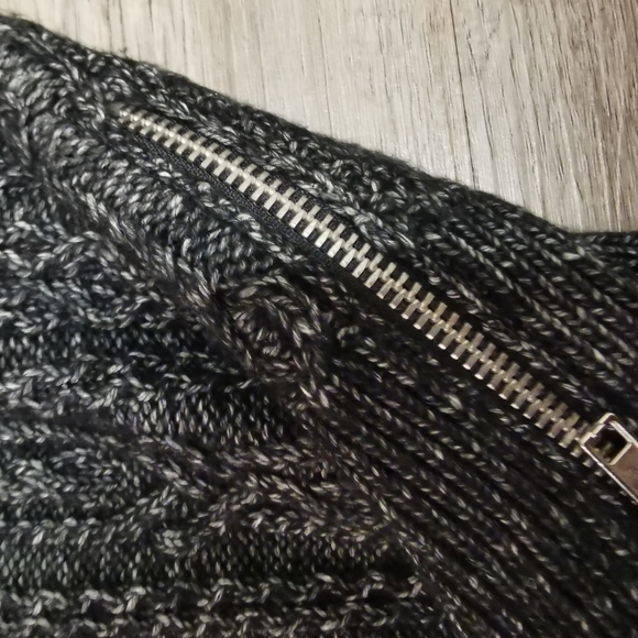 Superdry loose Sartorial knit sweater, size small - Picture 4 of 7